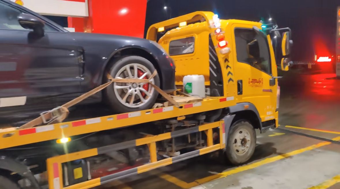 顺义行车途中遇到突发状况该如何呼叫道路救援？